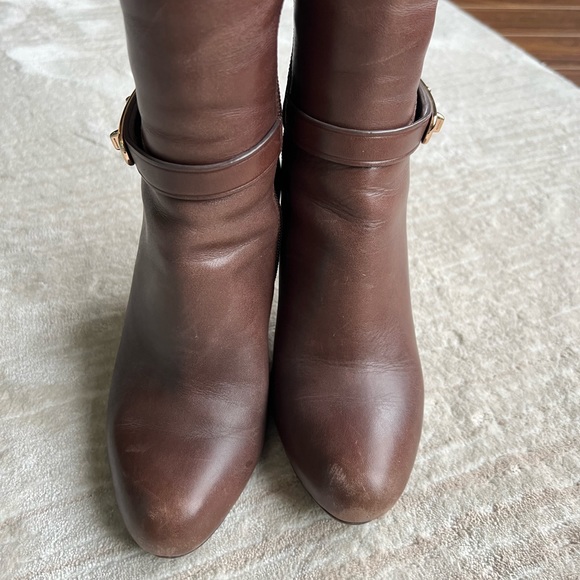 Gorgeous COACH boots - Picture 3 of 6